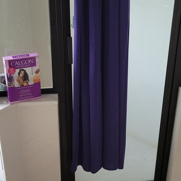 Maxi - Picture 3 of 3